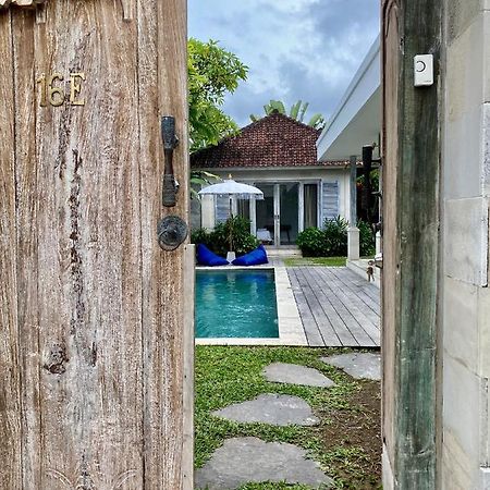 Villa Biru - 500M Batubelig Beach Canggu Esterno foto