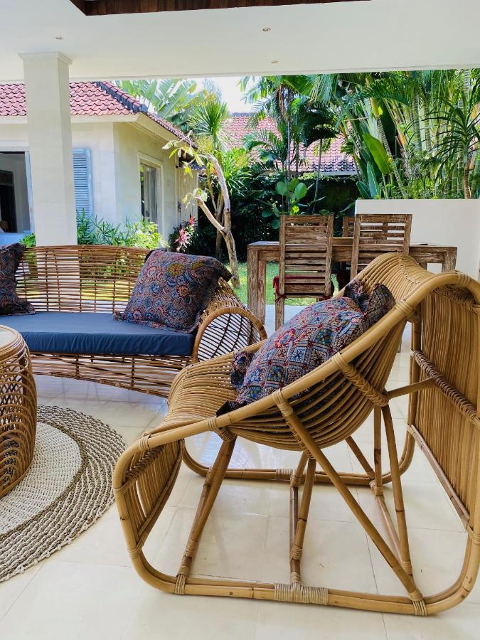 Villa Biru - 500M Batubelig Beach Canggu Esterno foto