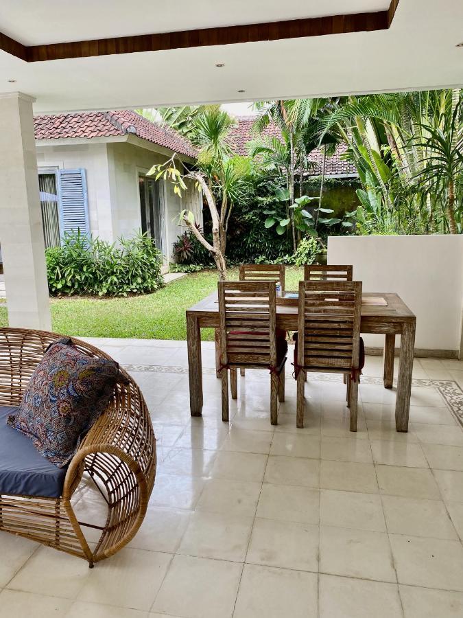 Villa Biru - 500M Batubelig Beach Canggu Esterno foto